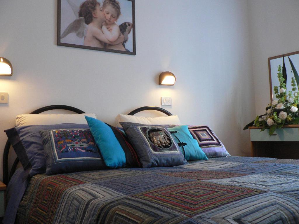 Hotel Arlesiana Римини Экстерьер фото
