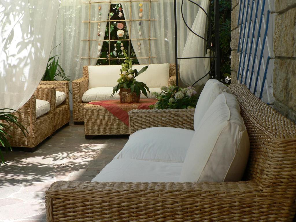 Hotel Arlesiana Римини Экстерьер фото